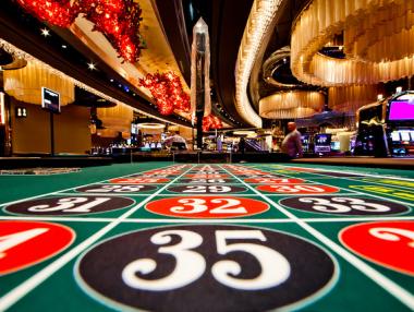 10 милиардери, натрупали състояние от пороци