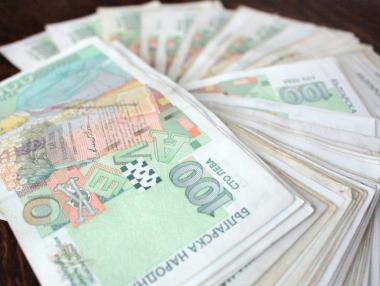 43 млн. лв. са забавените заплати само за 2015 г.