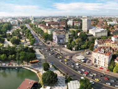 В кои градове населението расте и намалява най-много