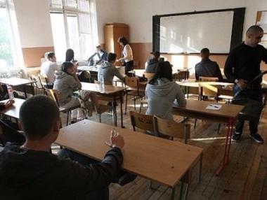 Как се купуват отговорите на матурите