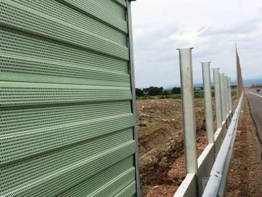 Откраднаха части от новоизградената Северната скоростна тангента