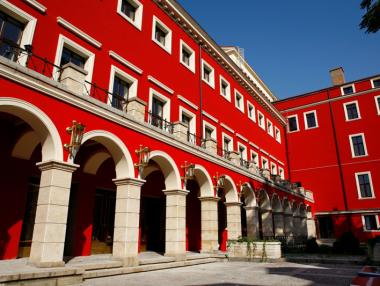 Откриха ремонтирания Драматичен театър в Пловдив