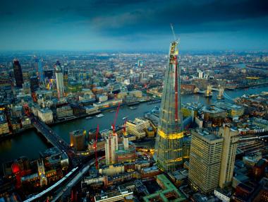 Колко спаднаха цените на луксозните имоти в Лондон?