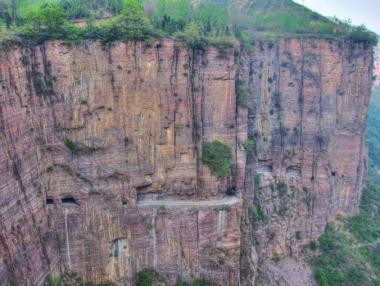 Топ 10 на най-впечатляващите тунели в света