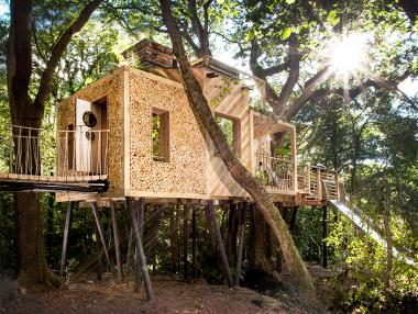 Луксозна екологична къща в гората