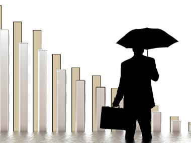 Вътрешнополитическата среда ще тежи на икономиката през 2017 г.