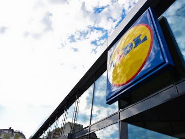 Лидл България ще обнови 13 магазина