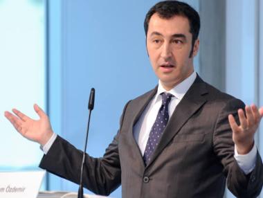 „Трябва да се браним срещу Путин, Ердоган и Тръмп“