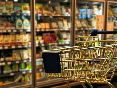 Компании продават храни с по-ниско качество в Източна Европа