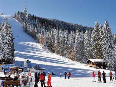 „Пампорово“ и „Чепеларе“ отчитат невиждан досега зимен сезон