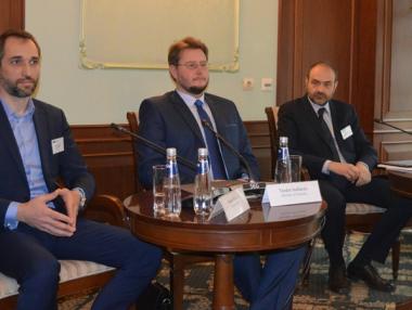 Седларски: Трябва по-активно сътрудничеството между образованието, бизнеса и общините