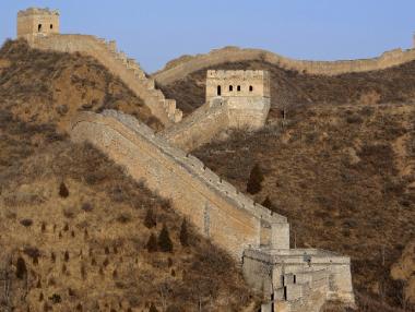 За китайската икономика ще е трудно да постигне 6.5% ръст през 2017 г.