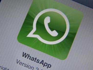 Siri вече чете на глас съобщенията от WhatsApp