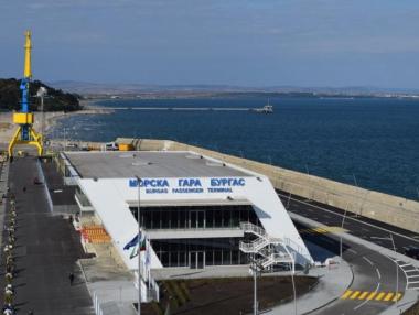 Порт Бургас обяви търг за наем на ресторанта в Морска гара
