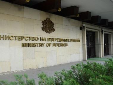 Няма риск за България от ситуацията в Македония, смята властта