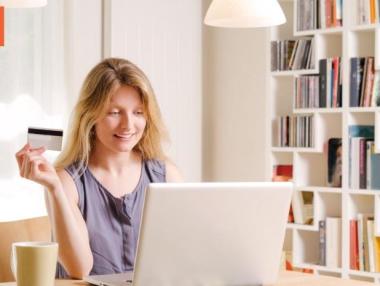 Над 230 000 битови клиенти на ЧЕЗ плащат безкасово