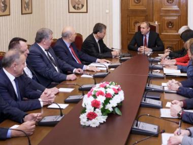 Строителният бранш се оплака на президента от липса на кадри