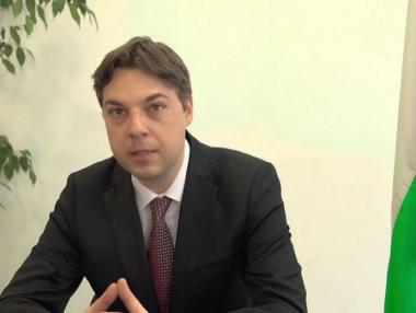 Цачева върна уволнения заради скандала с уседналостта Любомир Талев