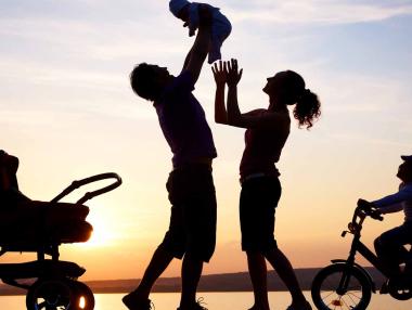 Евростат: Само 5% от българските домакинства имат три или повече деца