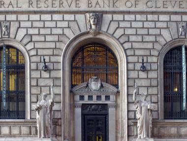 Инвеститорите очакват решението на Фед за лихвения процент