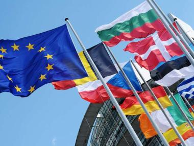 Сигурността, отбраната и бежанската криза ще са приоритетни за ЕС след 2020 г.