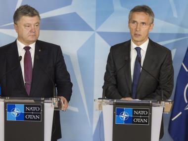 Украйна започва преговори за членство в НАТО