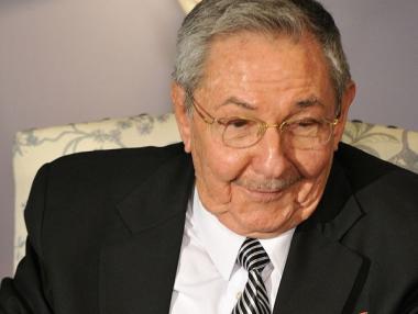 Раул Кастро обвини Тръмп, че връща враждебната реторика към Куба