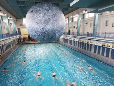 Четири необикновени басейна