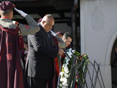 Бойко Борисов и Зоран Заев  се поклониха на гроба на Гоце Делчев