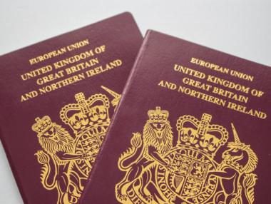 Британските паспорти след Brexit може да са... френски или немски