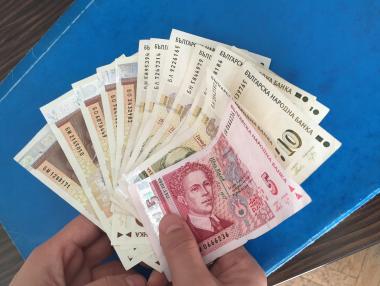 Заплатите вече растат с темп, близък до предкризисния