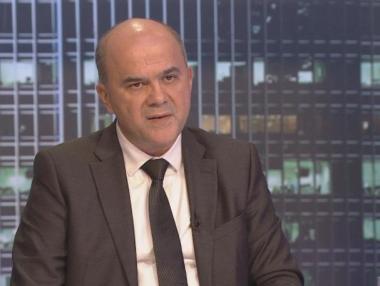 Петков: Икономиката не произвежда достатъчно, за да усетим ръст