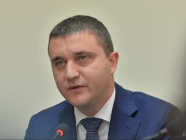 Октомври ще е първият месец с бюджетен дефицит