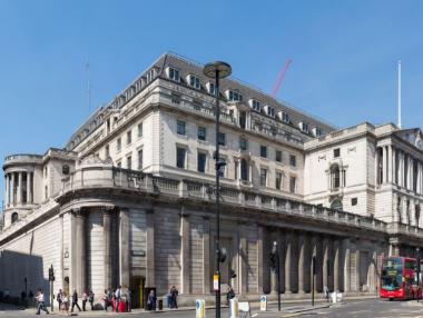 Bank of England повиши лихвата за първи път от десетилетие