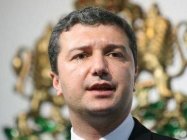 Работодателите и БСП не се разбраха да отпадне клас „прослужено време”