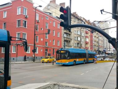 Оборудват с видеокамери всички градски и междуградски автобуси