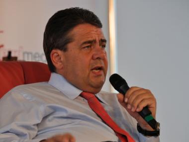 Германският външен министър призова за  преразглеждане на отношенията със САЩ