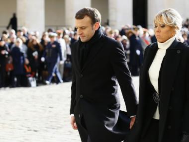 Президентът на Франция получи престижната германска награда „Карл Велики“