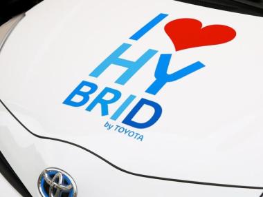 Toyota пуска 10 изцяло електрически модела до 2020 г.