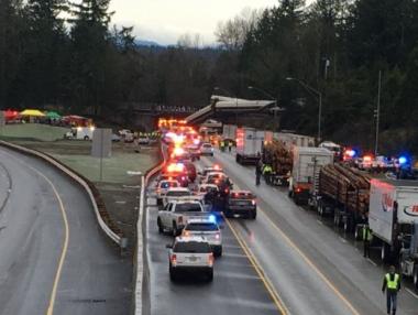 Дерайлиралият в САЩ влак се е движил с почти 130 км/ч при ограничение 48
