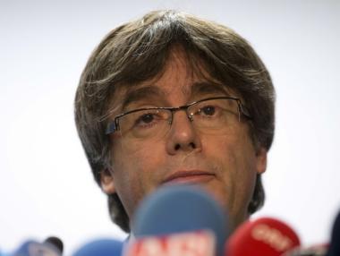 Карлес Пучдемон неуспешно покани Мариано Рахой на среща