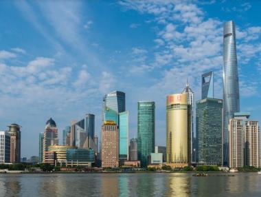 Властите в Шанхай ограничават броя на населението