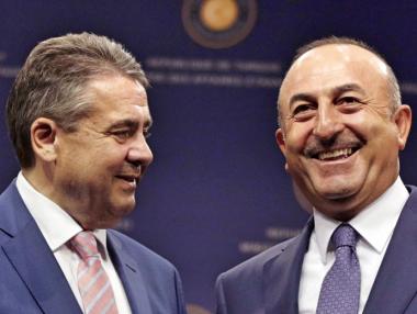 Зигмар Габриел: Ще направим всичко за преодоляване на трудностите с Турция