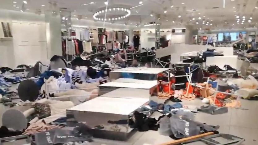 H&M затвори всичките си магазини в Южна Африка след погроми
