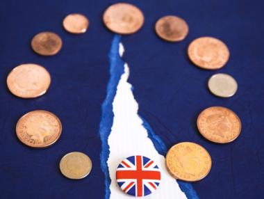 Разкол в партията на Тереза Мей след изтекъл доклад за Brexit