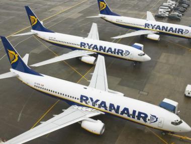 Ryanair обещава да изплаща компенсации до 10 дни
