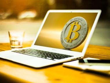 Bitcoin падна под 8500 долара