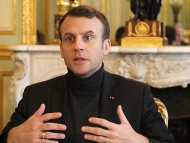 Макрон заплаши Сирия с въздушни удари