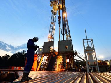 Полша започна спешна доставка на газ към Украйна