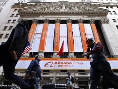 Alibaba планира да излезе и на борсата в Китай
